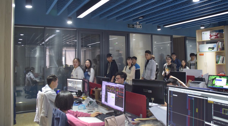 1521856680153044488.jpg 南华大学 (2).jpg